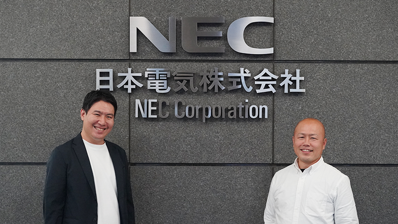 導入1ヶ月半で高難易度ポジションの採用成功！強力な伴走体制で実現する転職潜在層へのアプローチ